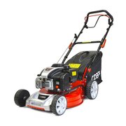 Cobra M40SPCVX self-propelled petrol lawnmower with 16 inch cutting width and rear grass collector