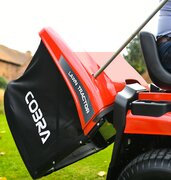 Cobra LT102HRL 40" Ride-On Rear Collect Petrol Lawn Tractor - image 3
