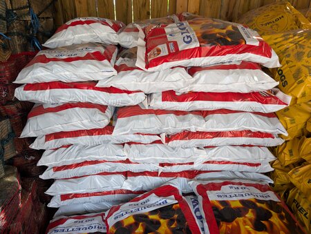 Full Pallet Smokeless Coal (50 x 20Kg bags)