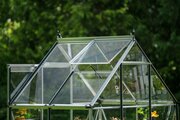 Icon 6 6x4 greenhouse Mill Toughened glass Close up of roof