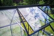 Halls ICON 8 8x10 Gardenhouse 3mm toughened glass in vent system