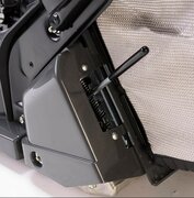 Honda 19" Core HRX 476 QY Self-propelled Petrol Lawnmower  - image 5