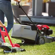 Honda Izy HRG 466 PK Petrol Lawnmower - image 4