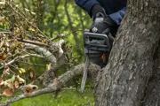 Husqvarna Aspire C15X-P4A Chainsaw Kit with 4Ah Battery & Charger 970789606 - image 4