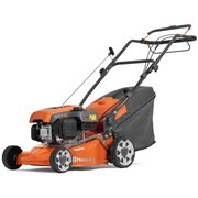 Husqvarna LC 140SP self-propelled petrol lawnmower featuring a 123cc Husqvarna engine, rear-wheel drive system and large-capacity grass collector.
