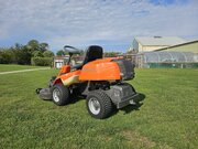 Husqvarna R 216 Ride-On Lawnmower with a 103cm Deck - image 2