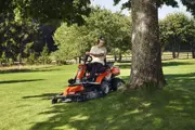 Husqvarna R 316TsX Ride on Lawnmower - 103cm Combi Deck - image 7