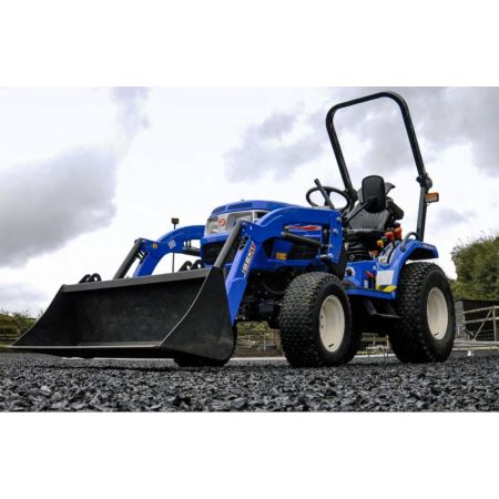 Iseki TM3217 HST - Turf or Agri Tyres + MX C1 Loader + Bucket