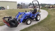 Iseki TM3267HST Diesel Compact Tractor With Loader and Multi-Use Bucket (Ex Demo) - image 1