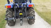 Iseki TM3267HST Diesel Compact Tractor With Loader and Multi-Use Bucket (Ex Demo) - image 6