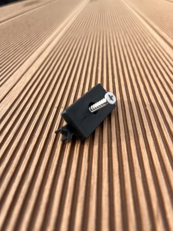 Plastic Composite Decking Clip with Screw Pack of 10 - image 1
